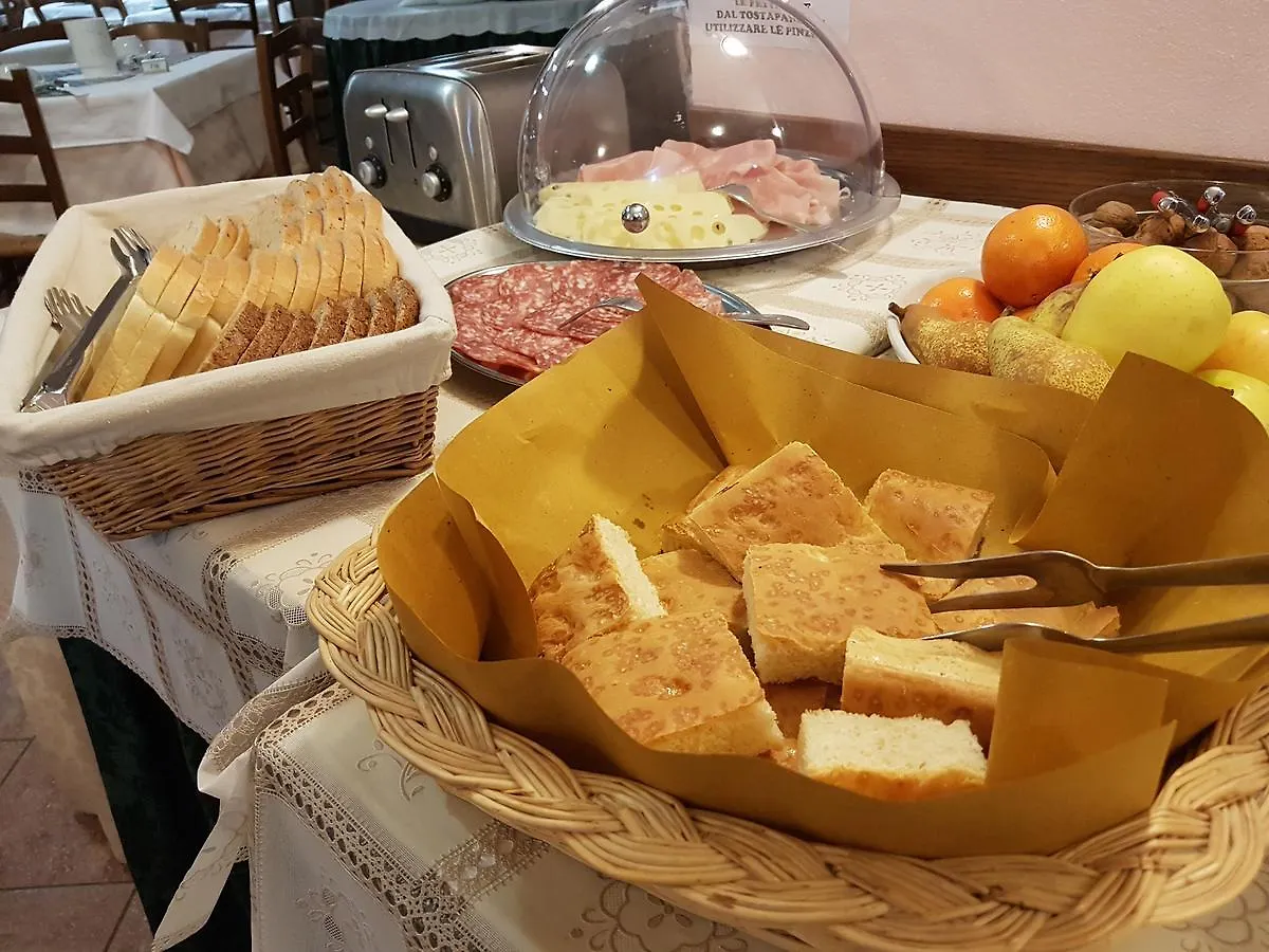 Hotel Albergo Ristorante Sciatori Pievepelago